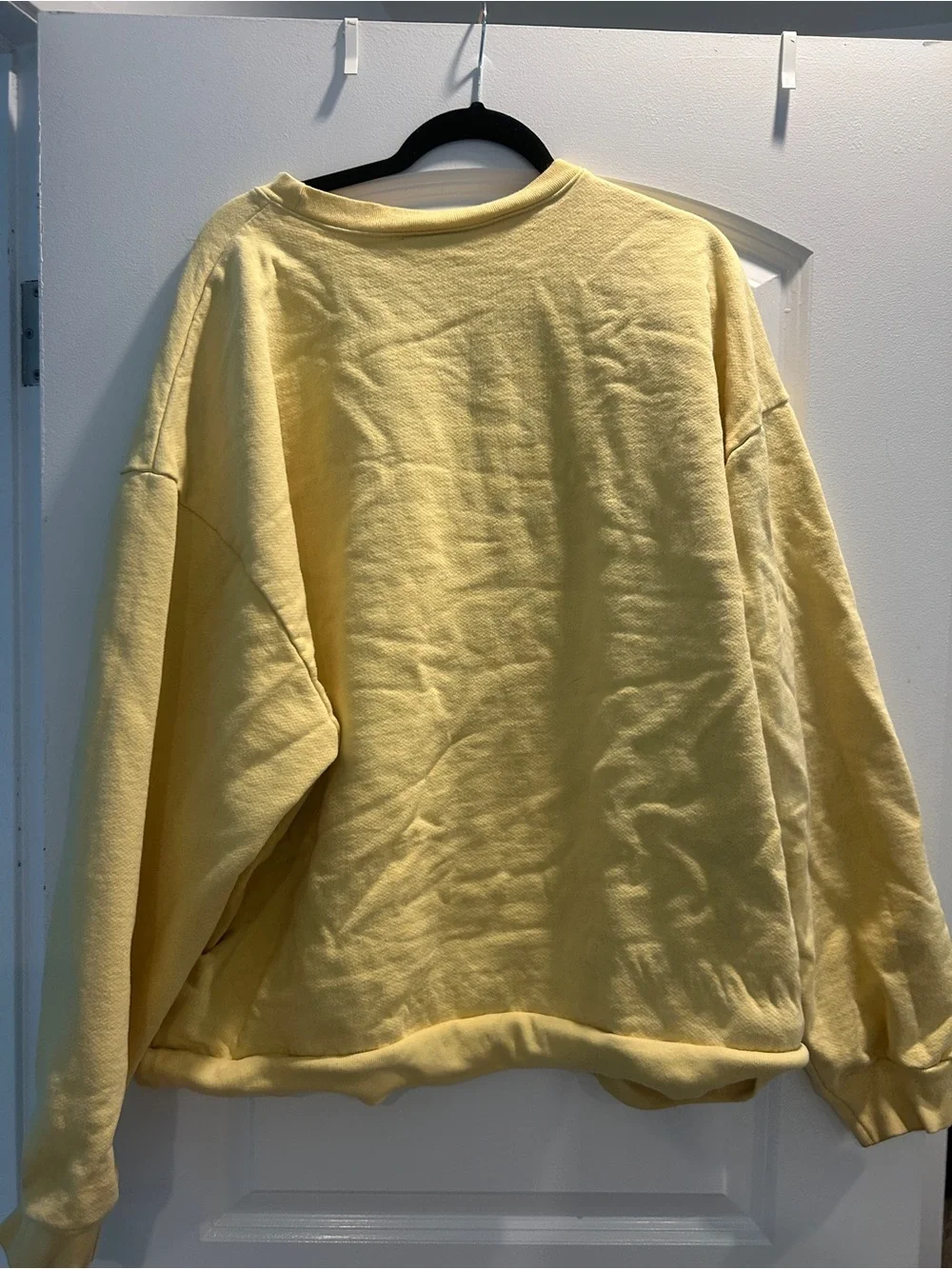 N/A soft yellow